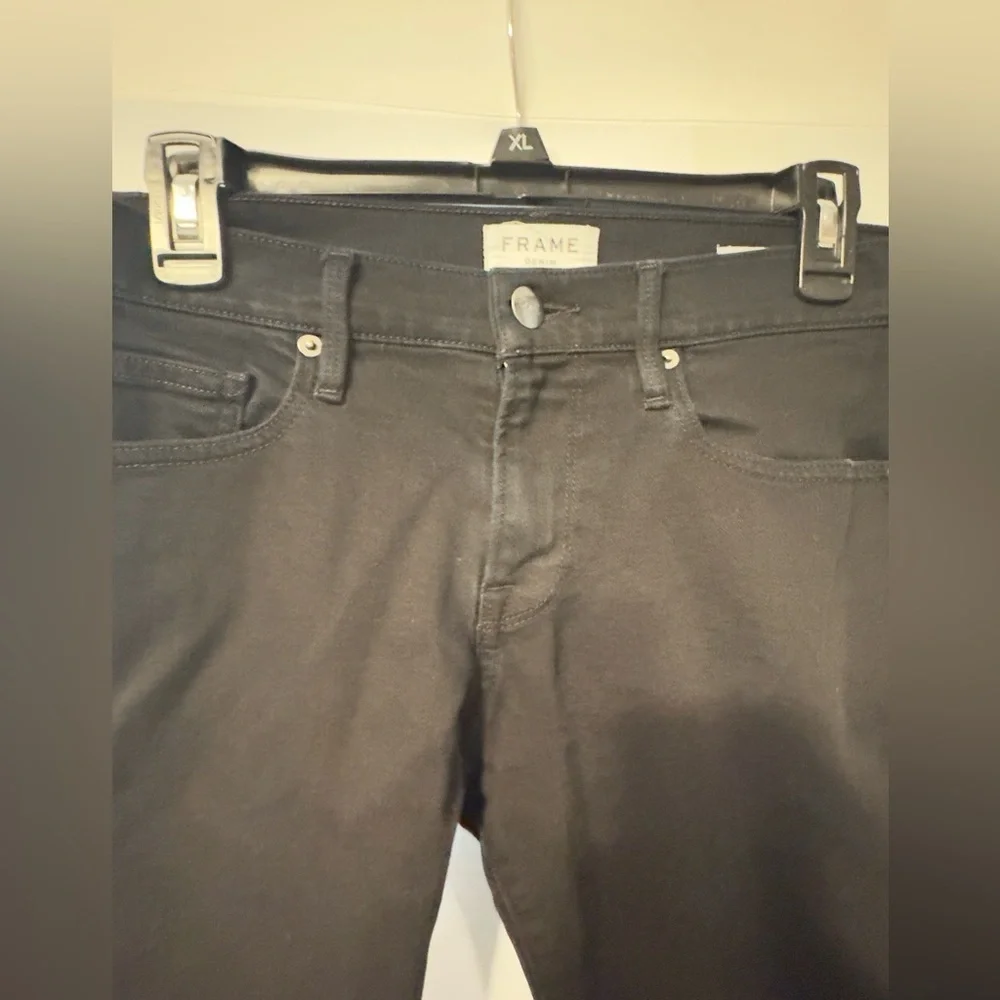 Mens FRAME jeans size 29” in Noir RN 139021 CUT# 1750 STYLE: LMHK795 NOIR